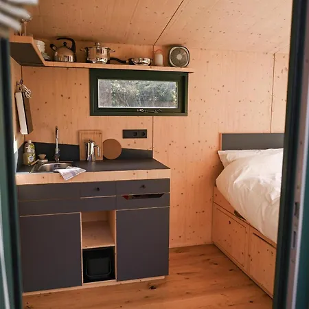 Sleep Space 1 - Green&tiny Spot Birkenmühle *