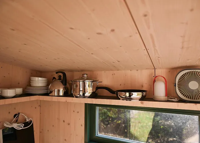 Sleep Space 1 - Green&tiny Spot Birkenmuehle